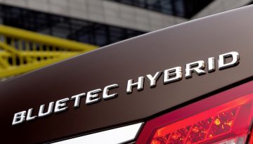 MERCEDES-BENZ-E-CLASS-HYBRID-03